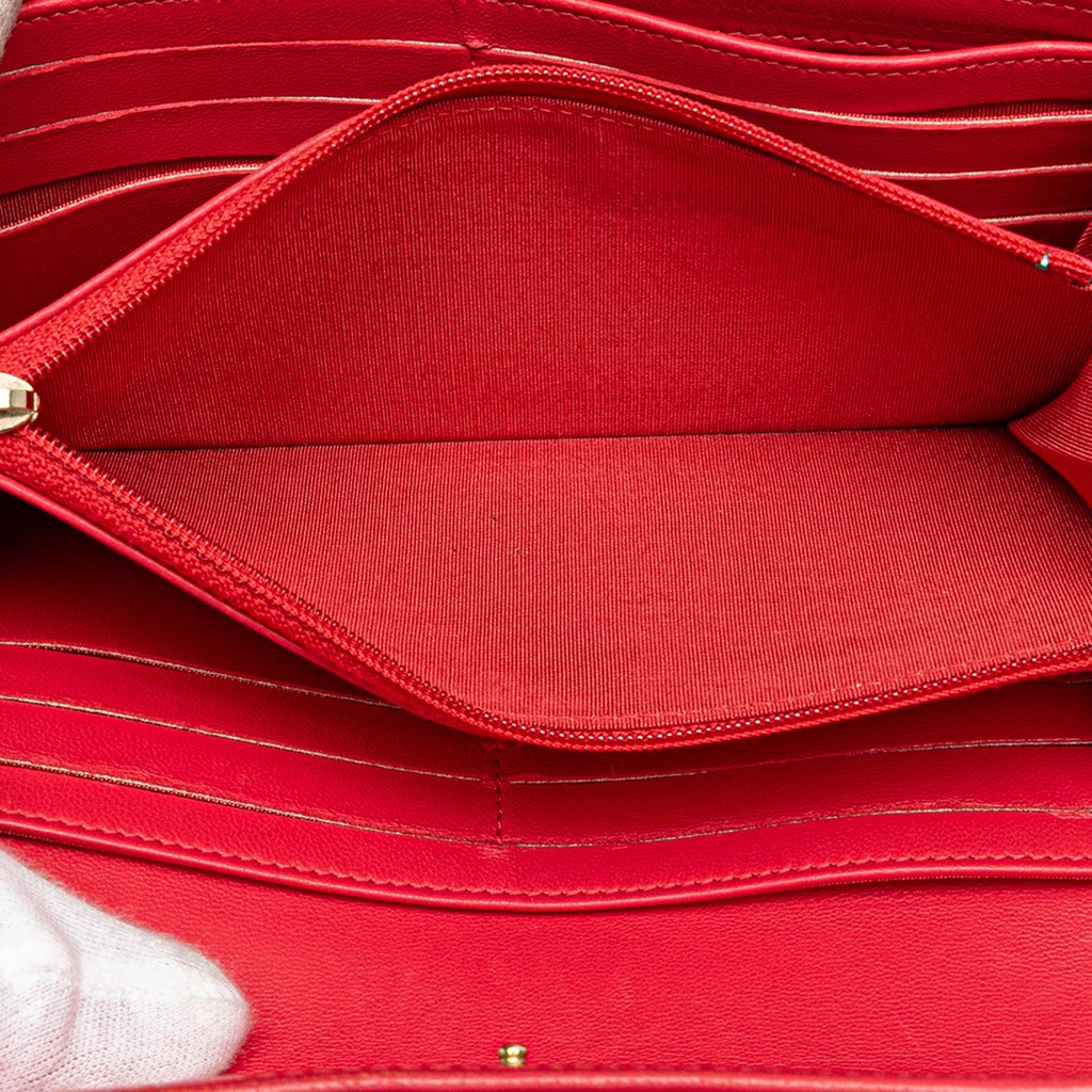 Chanel CC Quilted Lambskin Boy Flap Wallet - 5