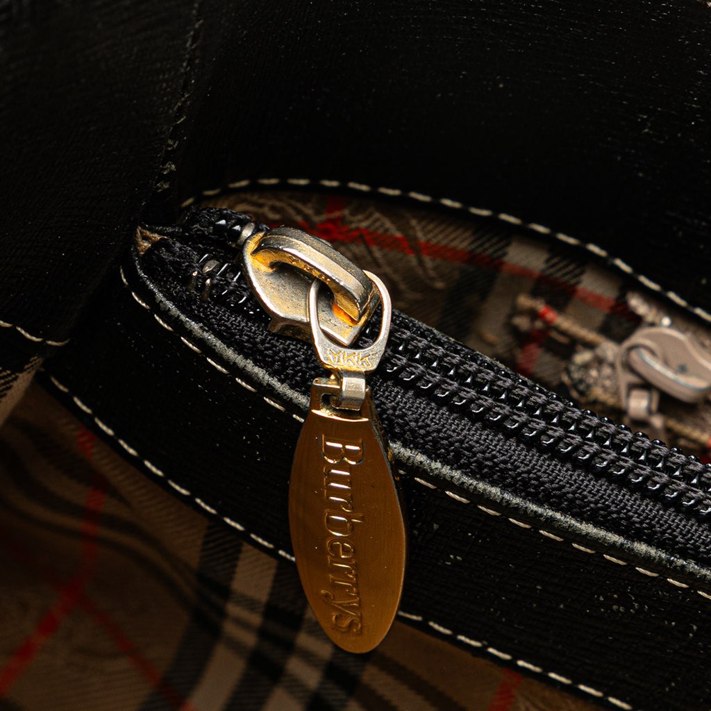 Burberry Leather Shoulder Bag - Detail 2