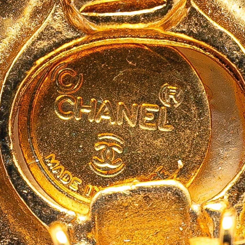 Chanel Gold Plated Round Faux Pearl Clip on Earrings - 3