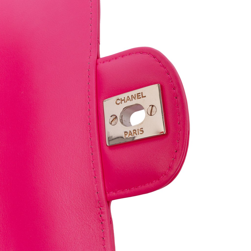 Chanel Mini Rectangular Classic Patent Single Flap - Detail 1