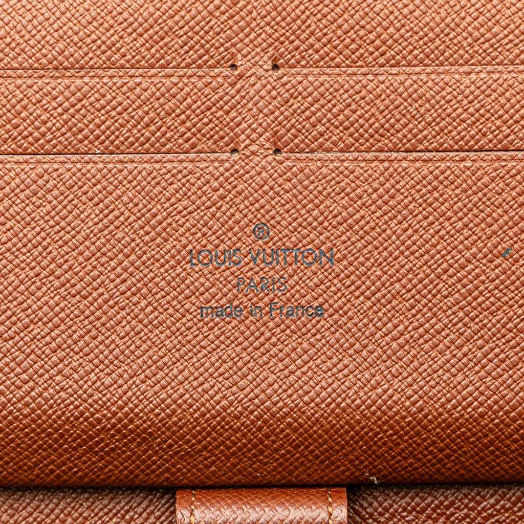 Louis Vuitton Monogram Zippy Organizer Wallet - Side view