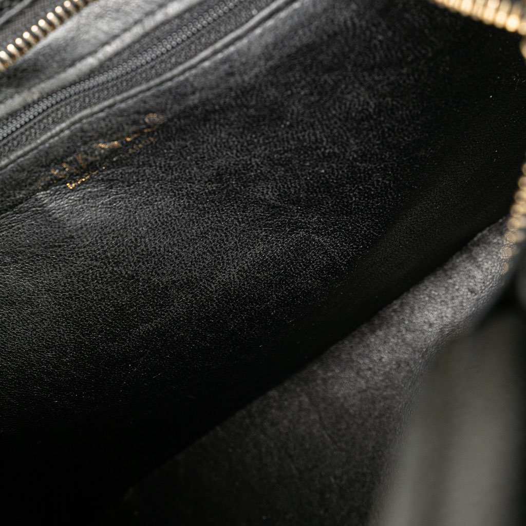 Chanel Caviar Medallion Tote - Detail 2