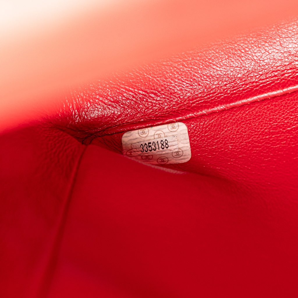 Chanel Jumbo XL Vertical Quilt Lambskin Single Flap - Detail 2