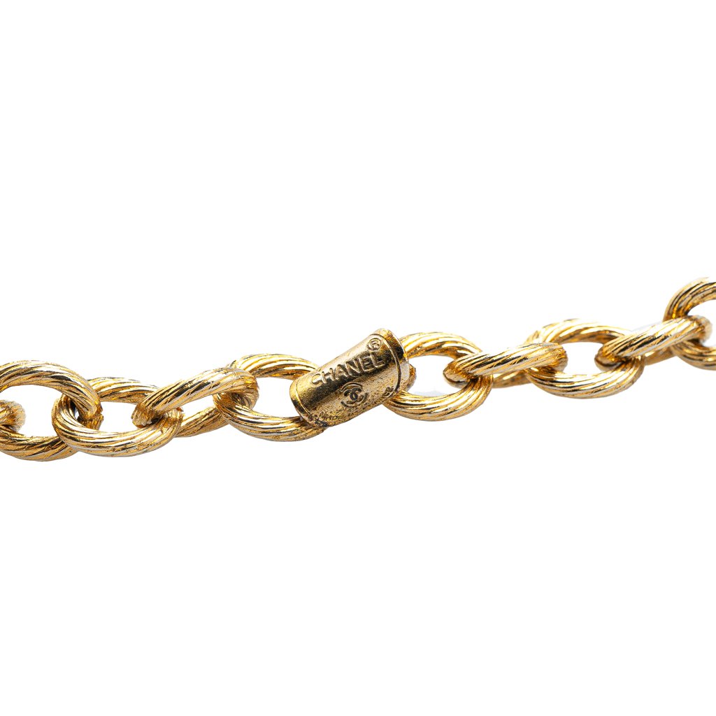 Chanel Gold Plated Quilted Oval Medallion Station Chain Link Necklace - 3