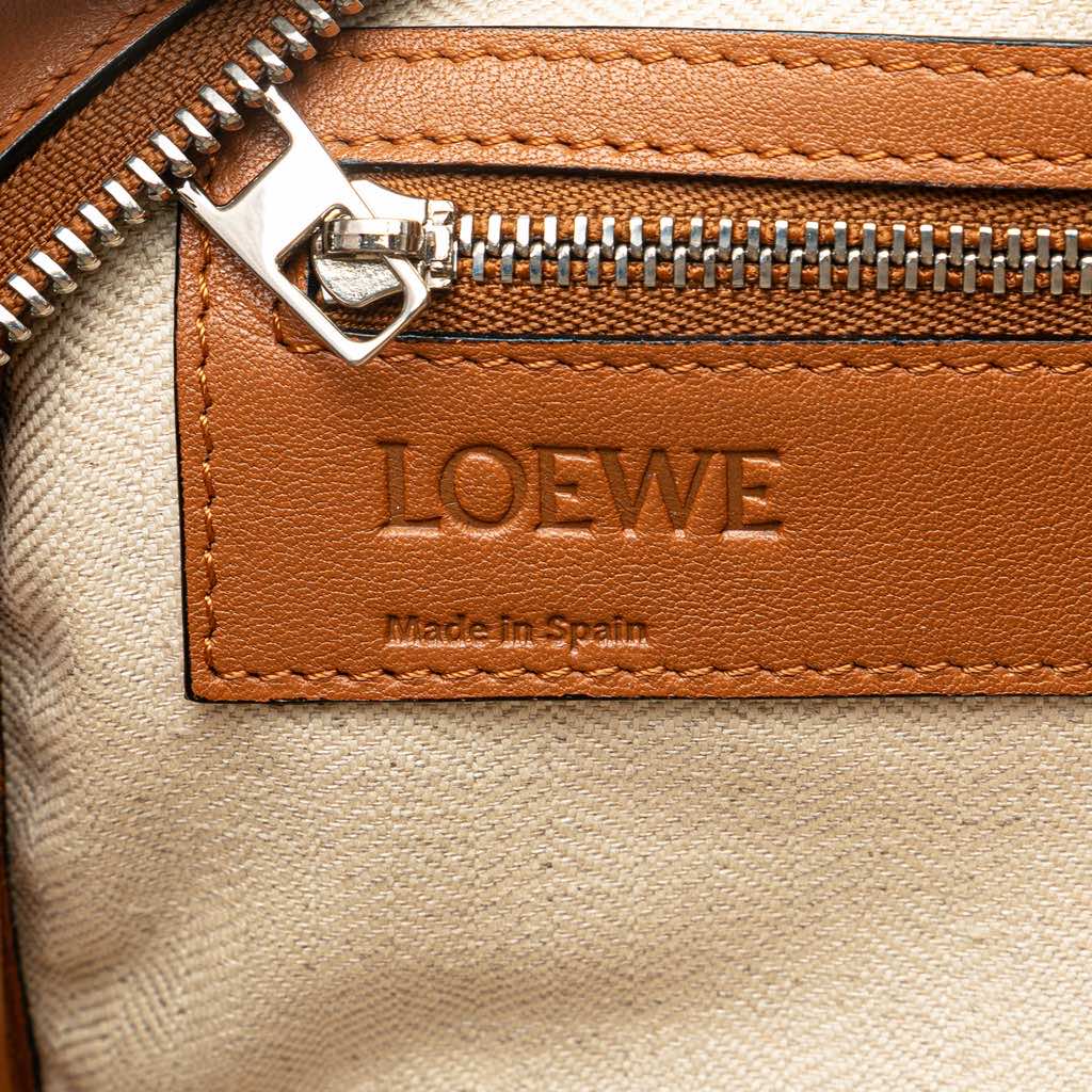 Loewe Leather Puzzle Clutch - 5