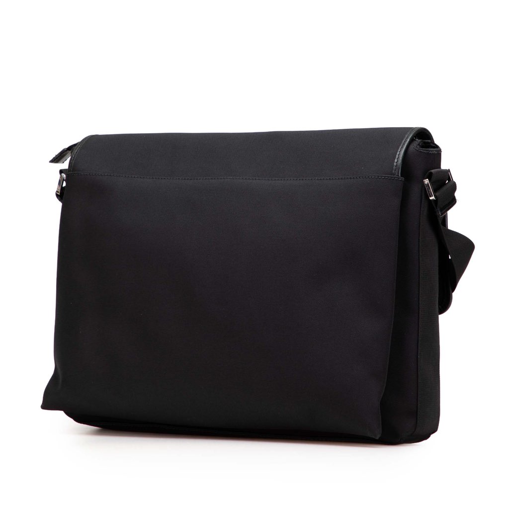 Gucci Nylon Messenger Bag - 2