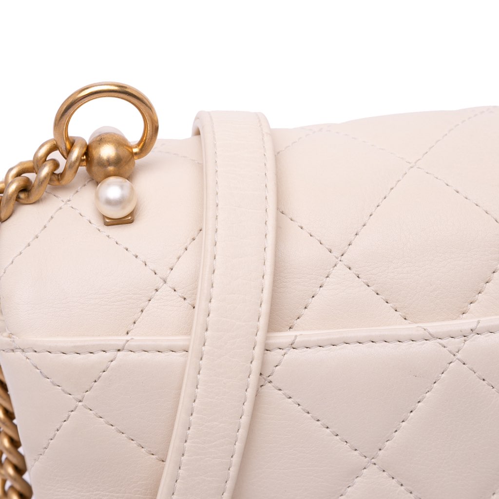 Chanel Quilted Calfskin Pearl CC Accordion Flap - Image 14