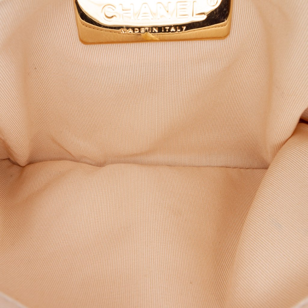 Chanel Quilted Calfskin Pearl CC Accordion Flap - Detail 2