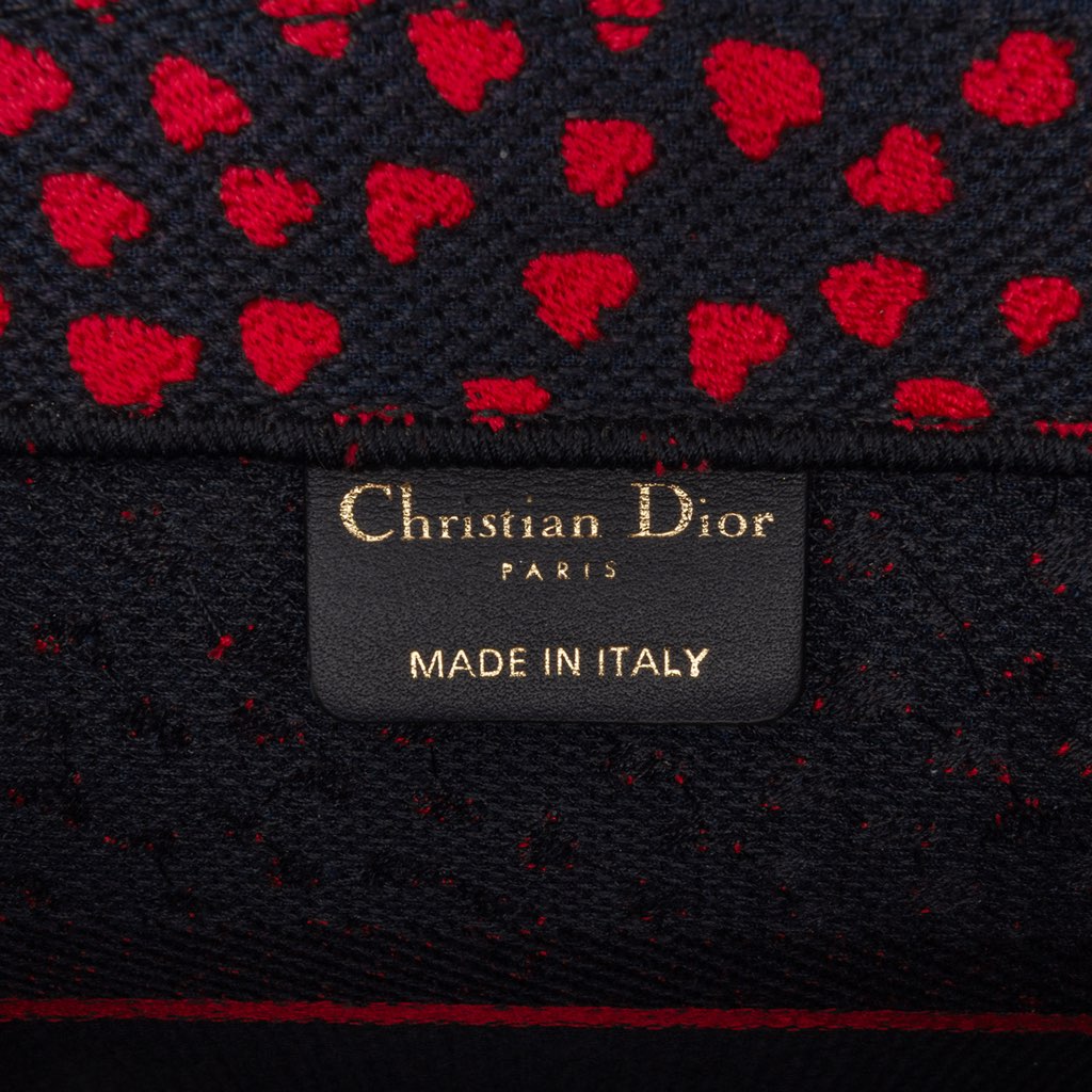 Dior Medium Canvas Pop Hearts I Love Paris Book Tote - 5