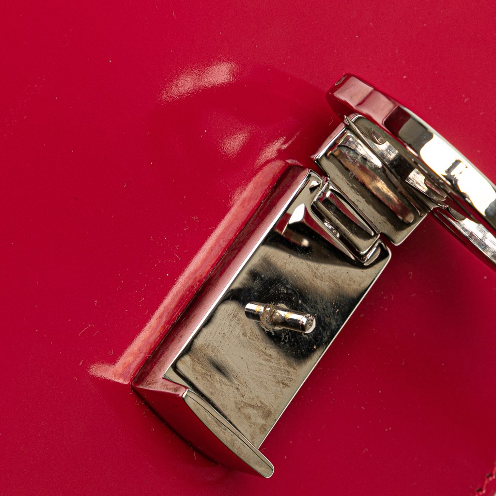 Gucci Small Polished Calfskin Interlocking G Dollar Crossbody - Image 10