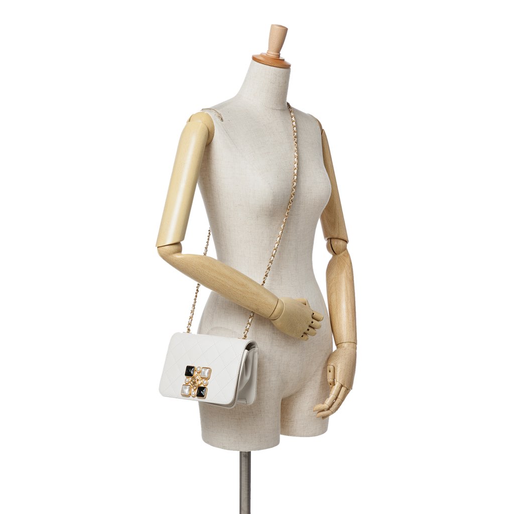 Chanel Small CC Quilted Calfskin Crystal Pearl Full Flap - Image 12