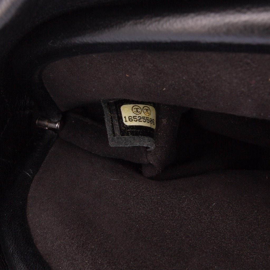 Chanel Quilted Lambskin Kiss Lock Clutch - 5