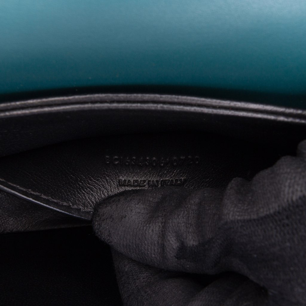 Saint Laurent Small Leather Solferino Satchel In Box - Detail 1