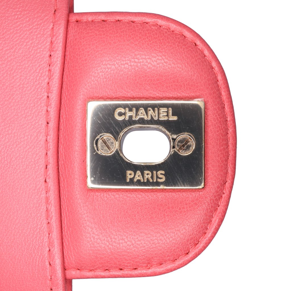 Chanel Medium Classic Chevron Lambskin Double Flap - Detail 2