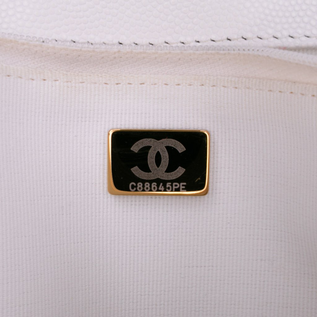 Chanel Quilted Caviar Coco Casino Wallet on Chain - Detail 1