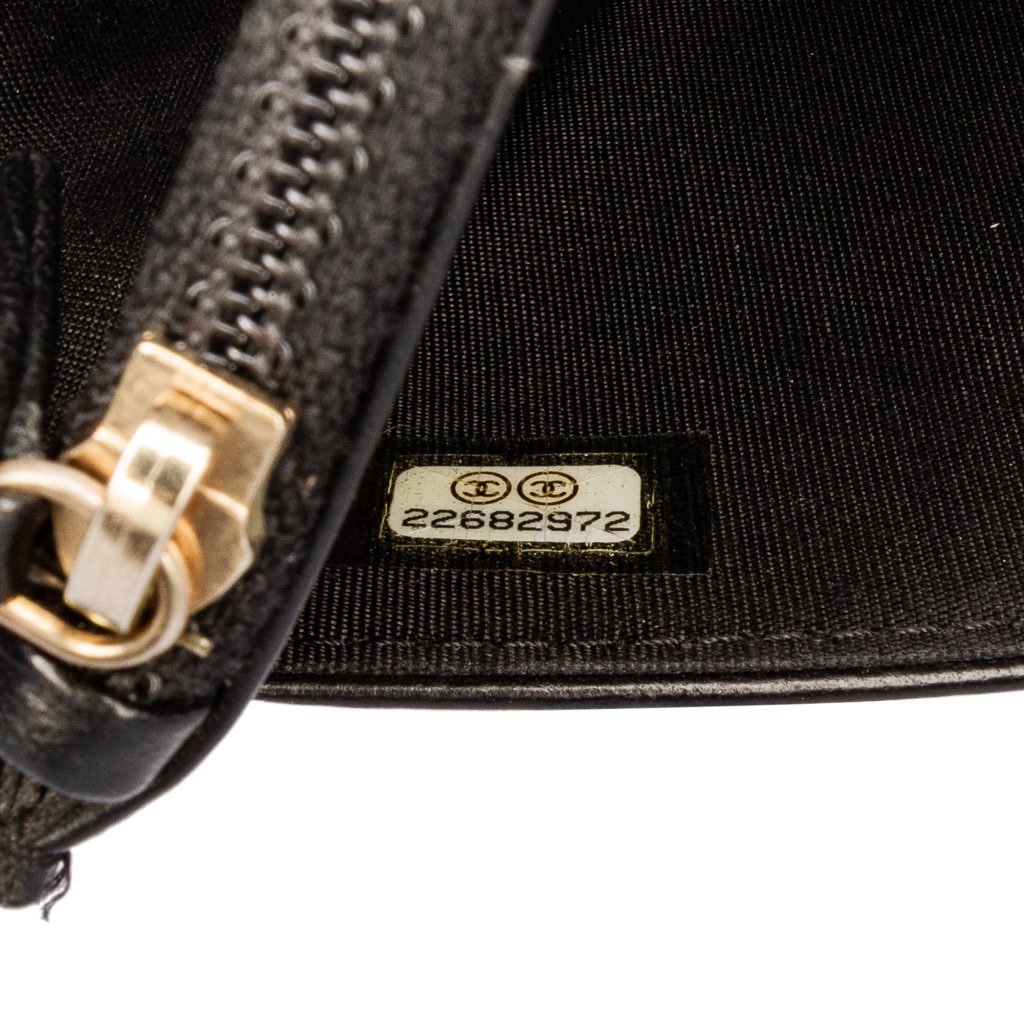 Chanel Paris in Rome CC Bicolor Quilted Lambskin Wallet On Chain - 5