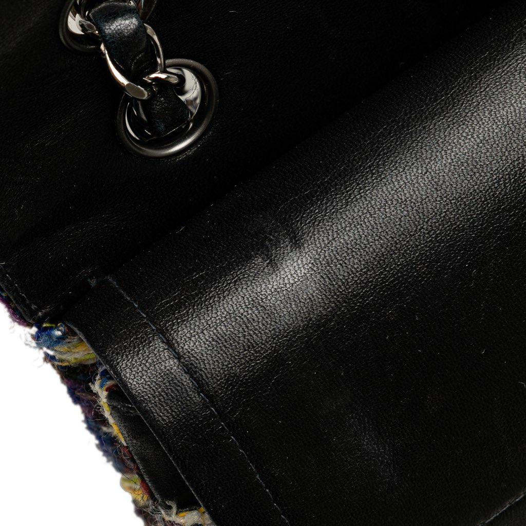 Chanel Medium Classic Tweed Double Flap - Image 10