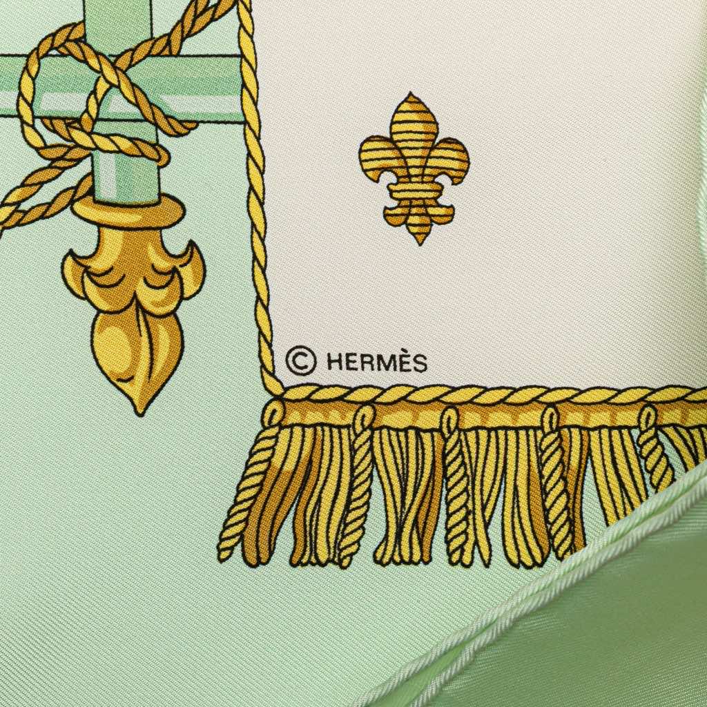 Hermès Vue Du Carrosse De La Galere La Reale Silk Scarf - Side view