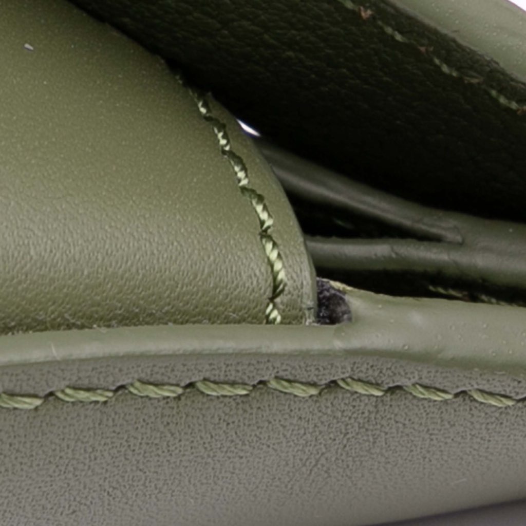 Loewe Small Leather Luna Hobo - Detail 1