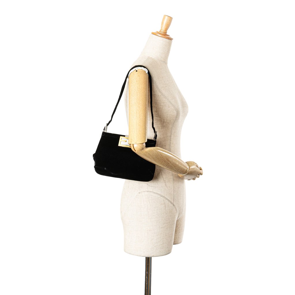 Fendi Velvet Shoulder Bag - Image 13