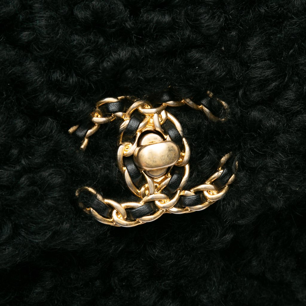 Chanel Medium Shearling 19 Flap - 5