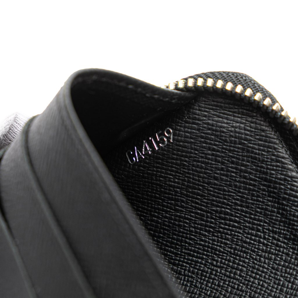 Louis Vuitton Taiga Zippy Organizer Wallet - Detail 2