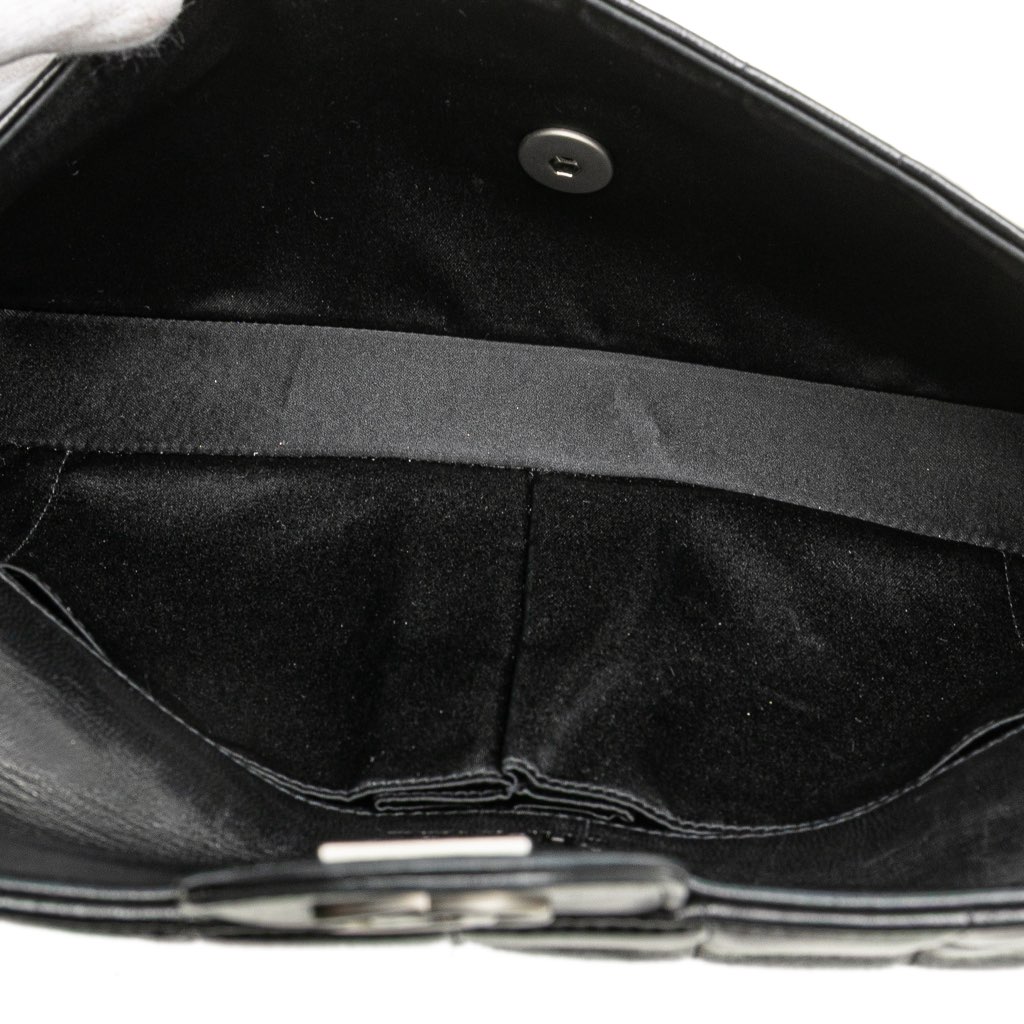 Chanel Chocolate Bar Lambskin East West Flap - 4