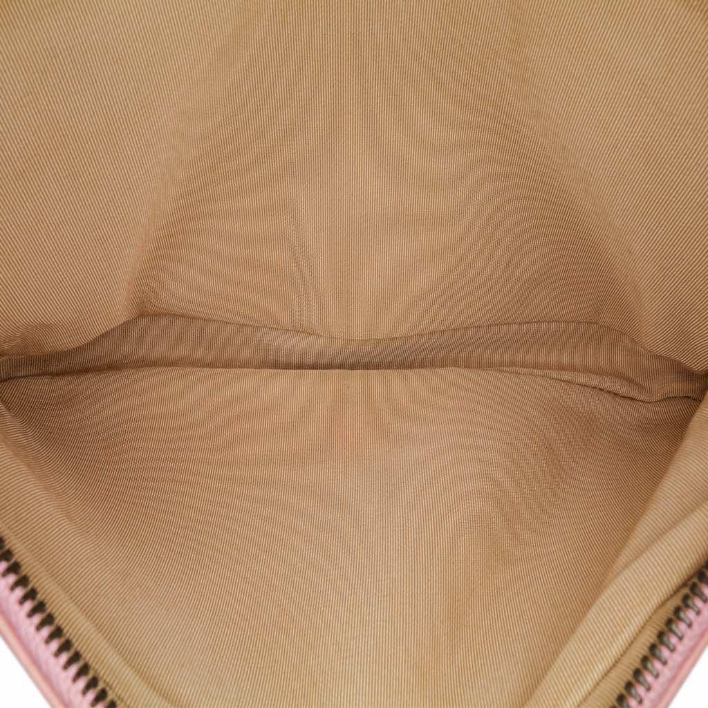 Chanel Quilted Calfskin CC Crown Flap - Detail 1