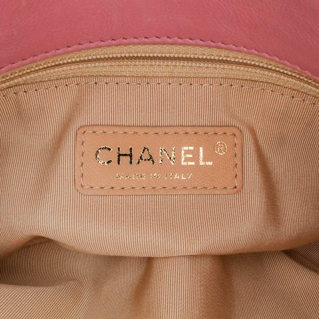 Chanel Quilted Calfskin CC Crown Flap - Detail 2