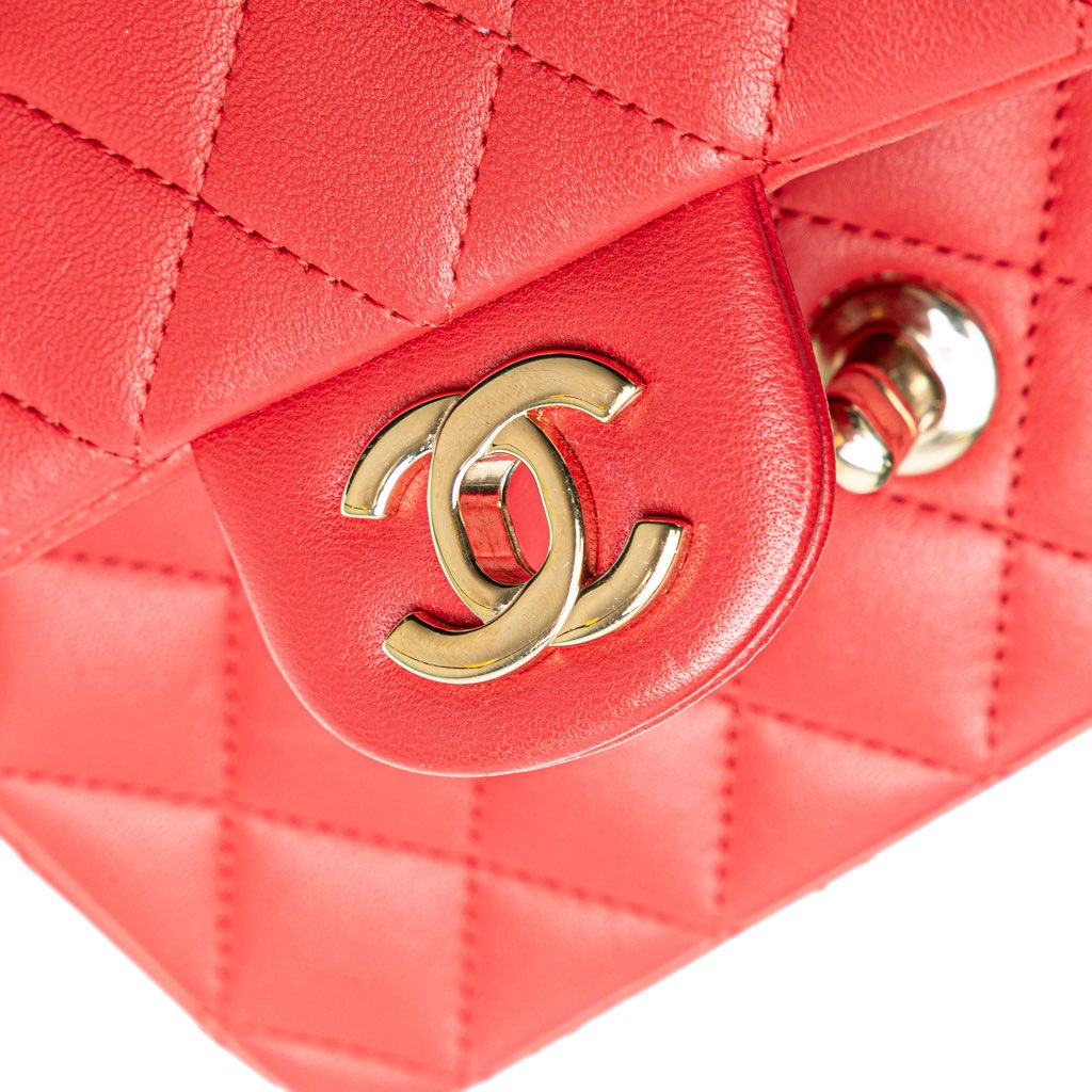 Chanel Mini Rectangular Lambskin Top Handle Single Flap - Detail 2