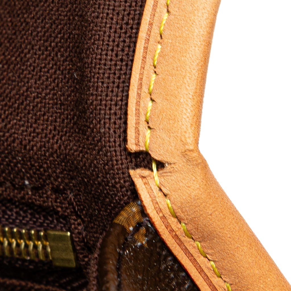 Louis Vuitton Monogram Menilmontant PM - Image 12