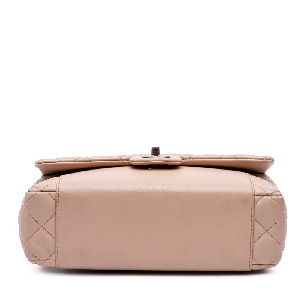 Chanel Medium CC Quilted Calfskin Single Flap - Image 6