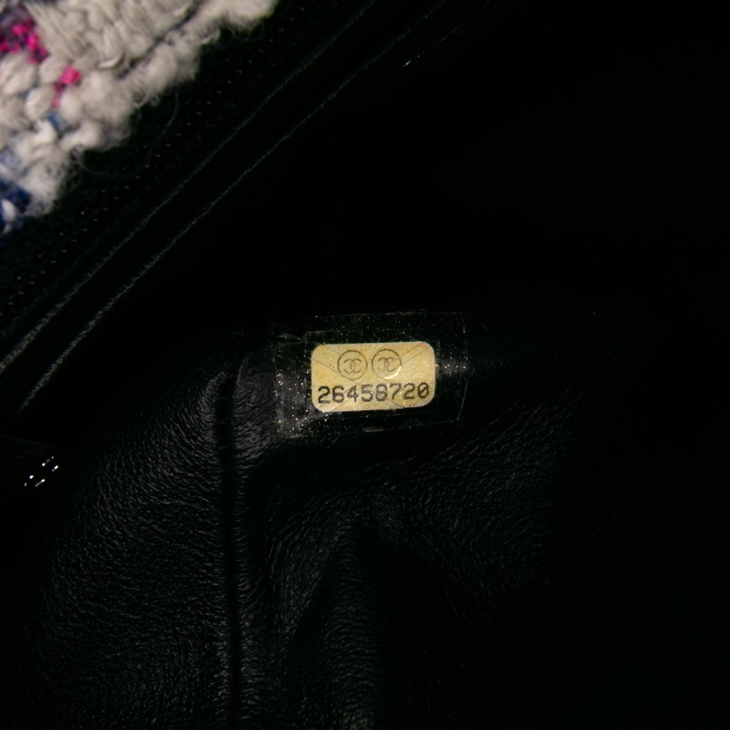 Chanel Mini Rectangular Classic Tweed Single Flap - Detail 1