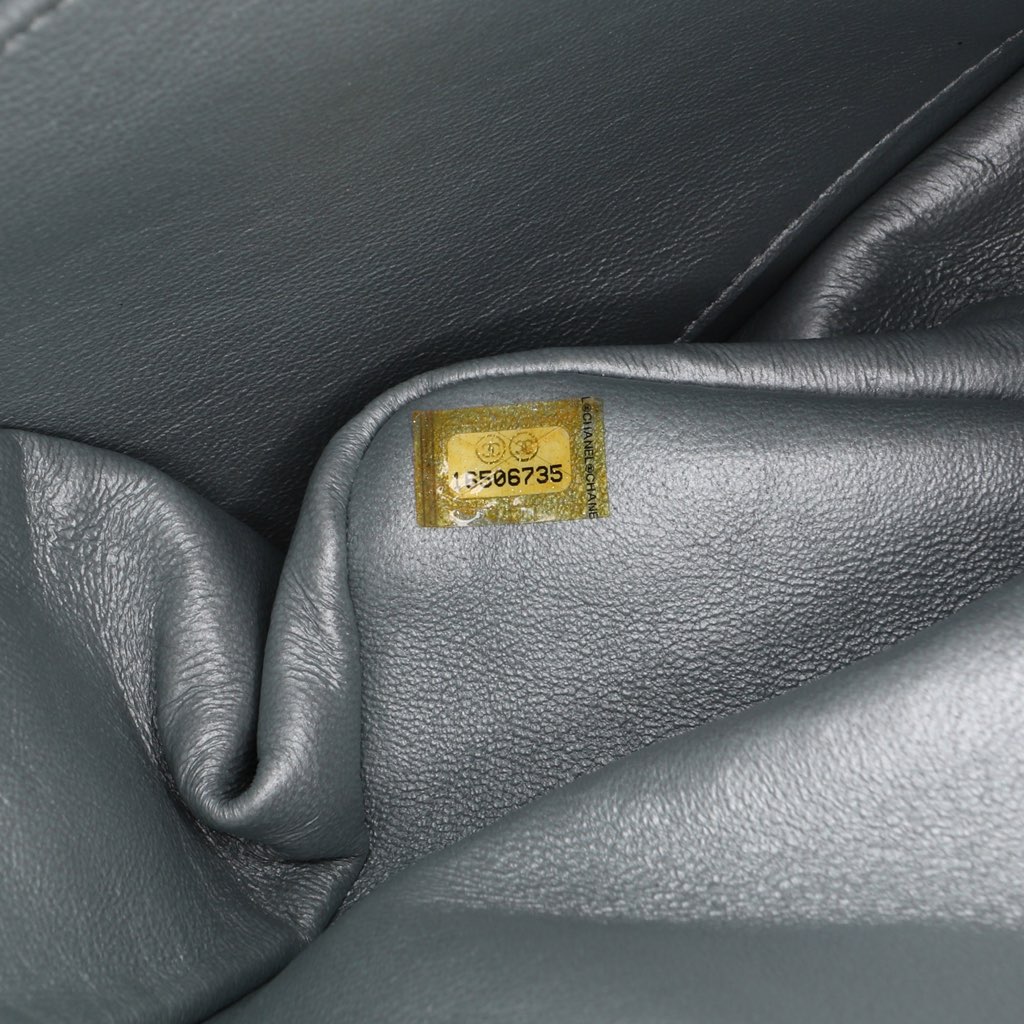 Chanel Jumbo Classic Lambskin Double Flap - Detail 2