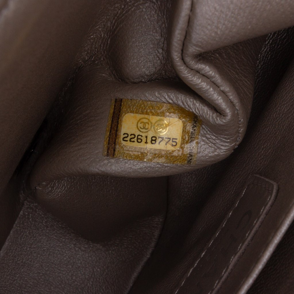 Chanel Mini Square Classic Chevron Iridescent Calfskin Single Flap - Detail 1