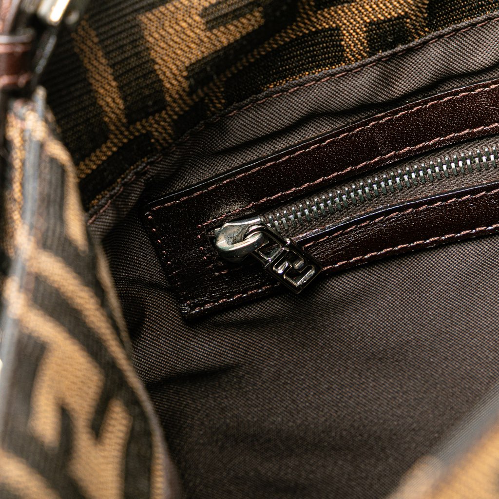 Fendi Zucca Canvas Shoulder Bag - Detail 2