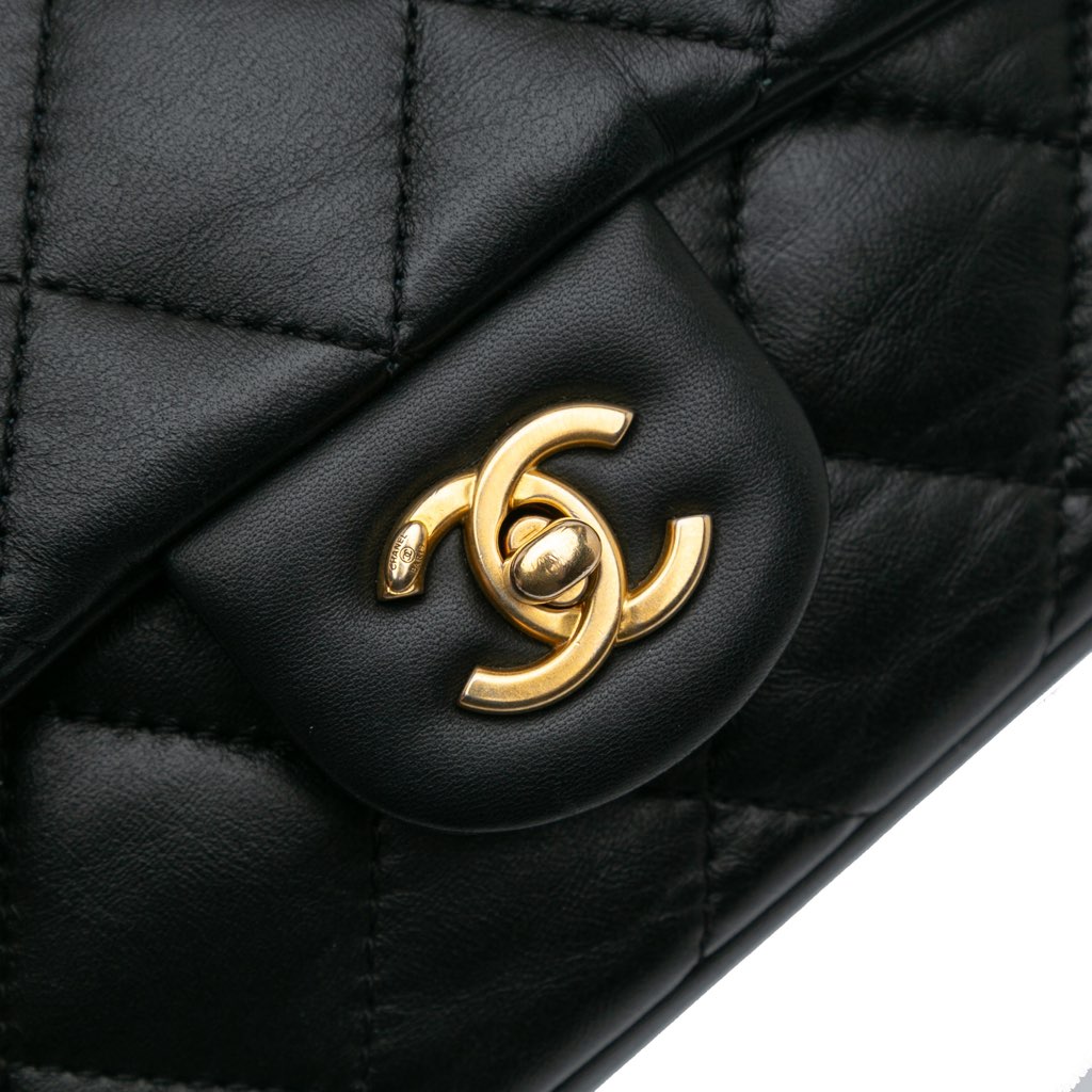 Chanel Mini Rectangular Quilted Lambskin Heart Charms Flap - Detail 2