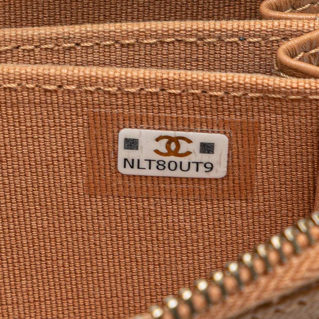 Chanel CC Quilted Caviar Zip Around Coin Purse - Detail 1