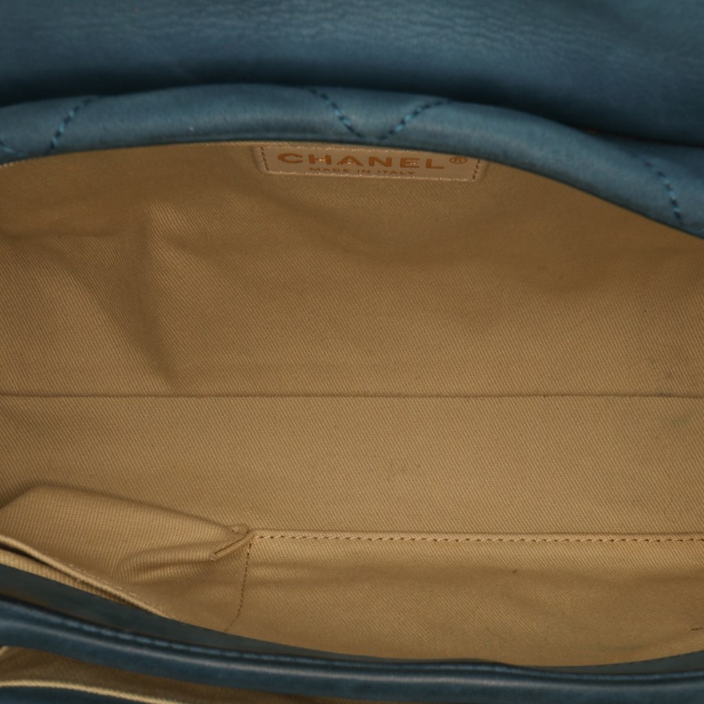 Chanel Large Iridescent Calfskin Chic Quilt Flap - 4