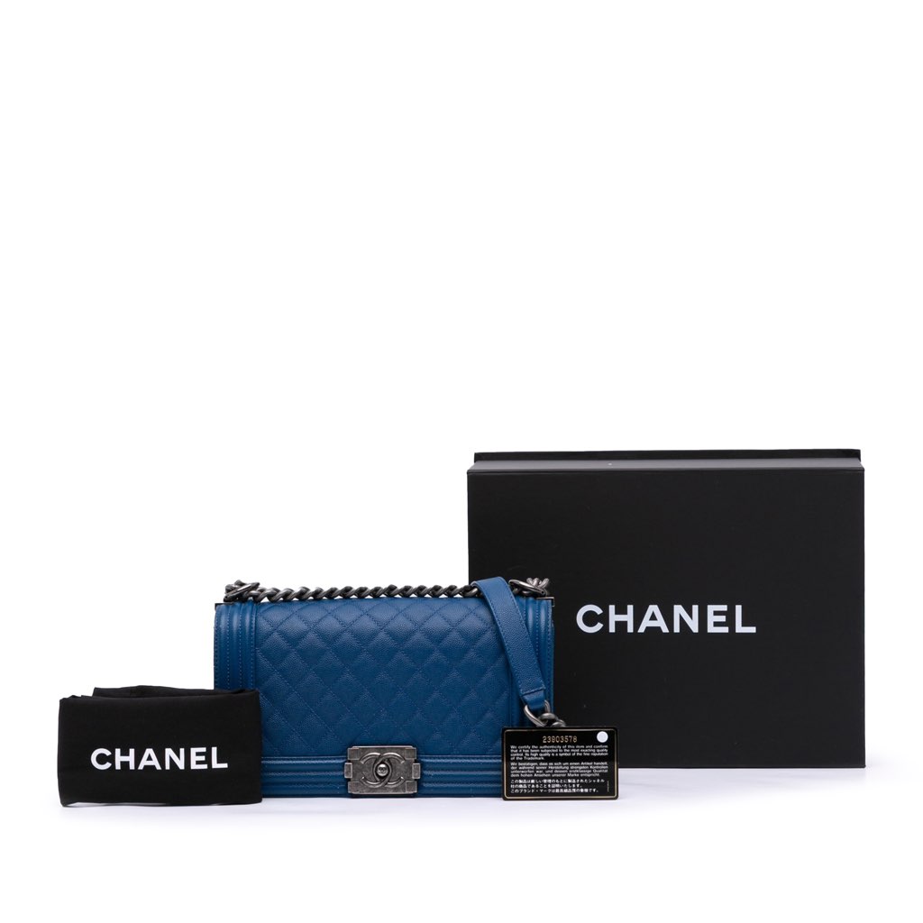 Chanel Old Medium Quilted Caviar Boy Flap - Image 14