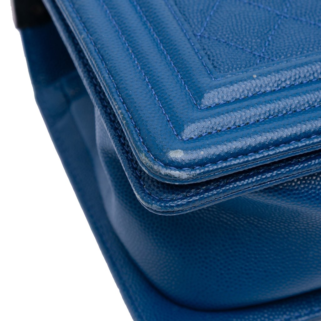 Chanel Old Medium Quilted Caviar Boy Flap - Image 10