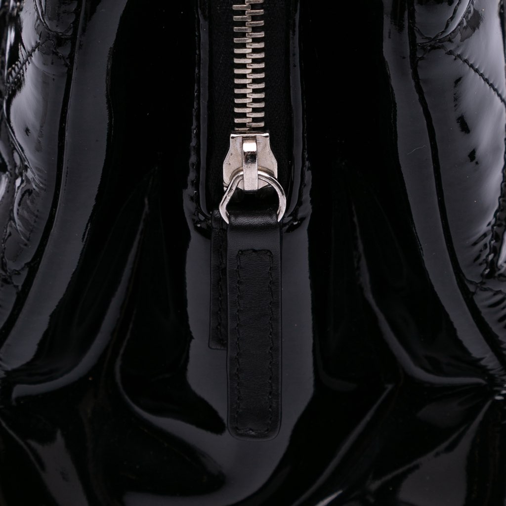 Chanel Medium CC Patent Soft Shopper Tote - Detail 2