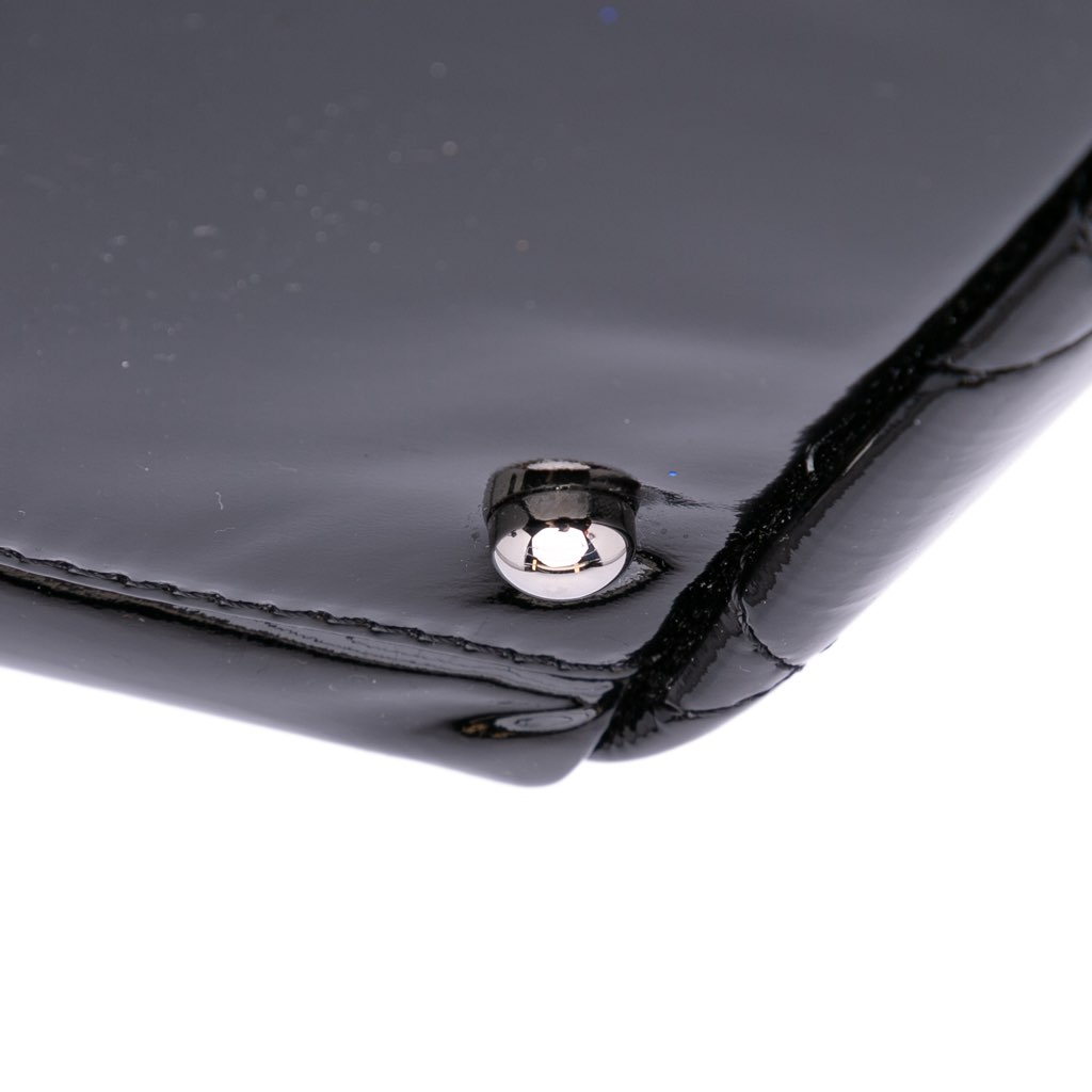 Chanel Medium CC Patent Soft Shopper Tote - Image 10