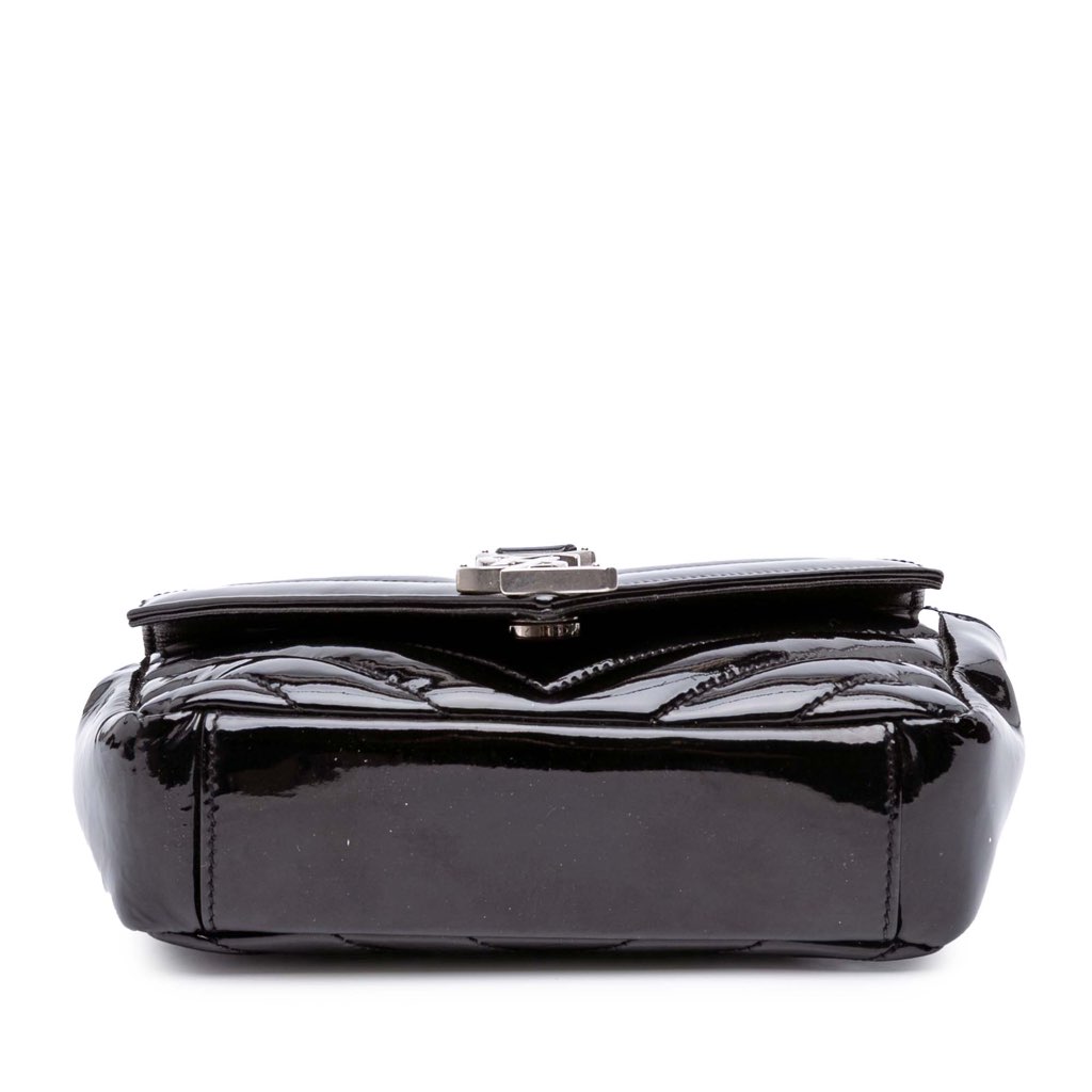 Saint Laurent Baby Patent Chevron Classic Monogram Chain Bag - 3