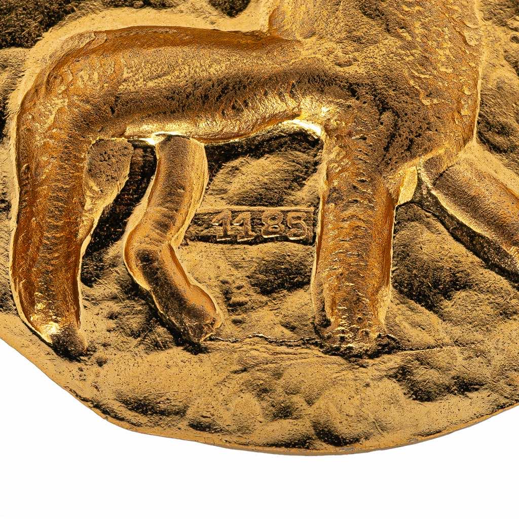 Chanel Gold Plated CC Round Lion Brooch - 4