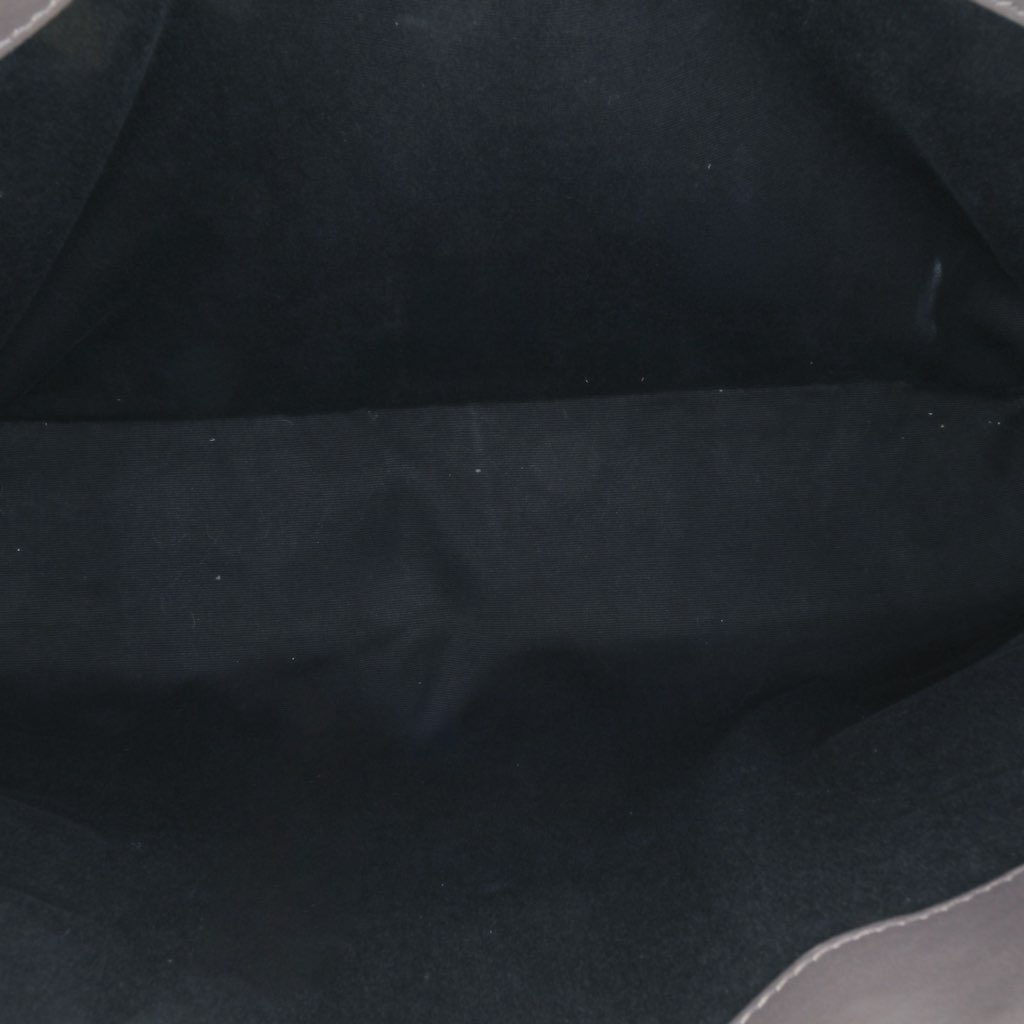 Saint Laurent Large Leather Monogram Matelasse LouLou Shoulder Bag - 4