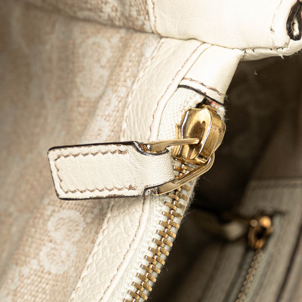 Gucci Medium Leather Bamboo Diana Tote - Image 10