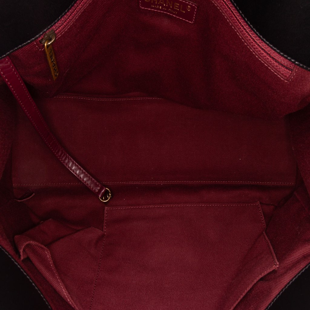 Chanel CC Quilted Lambskin Turnlock Tote - 4