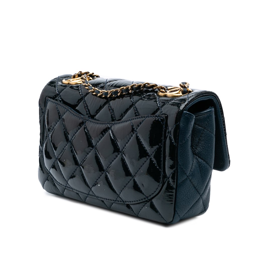 Chanel Paris-Salzburg Small Patent and Goatskin CC Eyelet Flap - 2