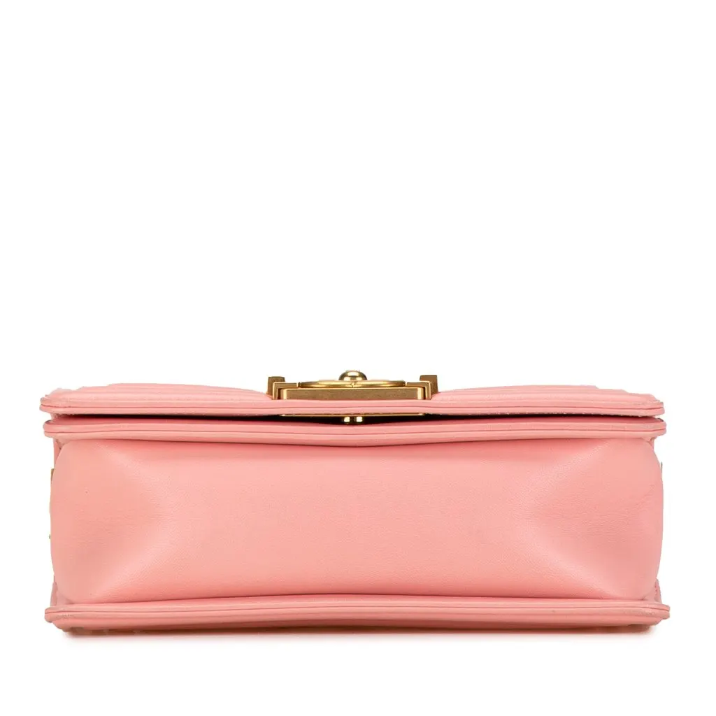 Chanel Small Braided Chevron Cotton and Lambskin Boy Flap Pink Cotton Good - Model View